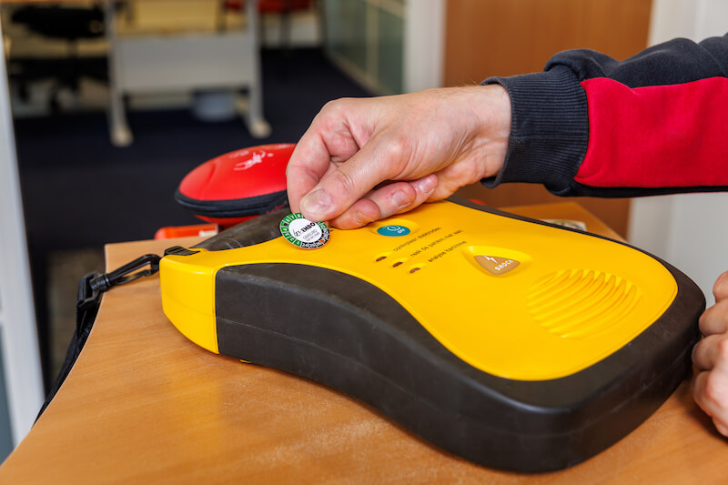 AED keuring door AREHBO
